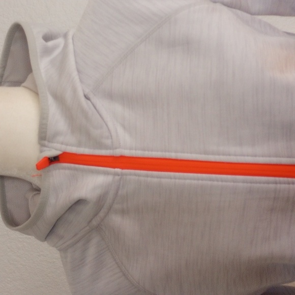 MOUNTAIN WAREHOUSE ISOCOOL Hoodie size 8 - Picture 2 of 8